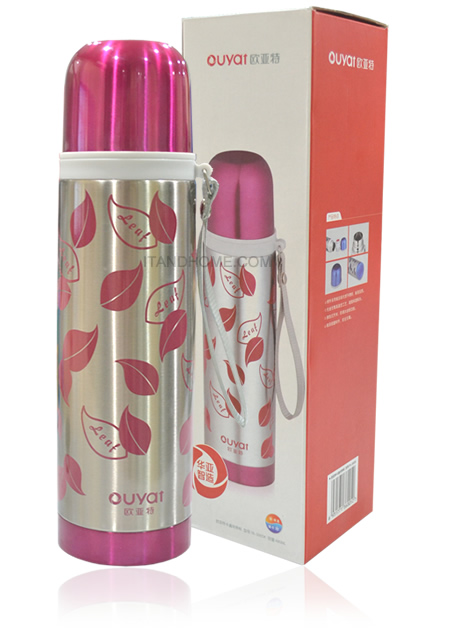 Stainless Vacuum Bottle and Cool 480 ml. Red Color