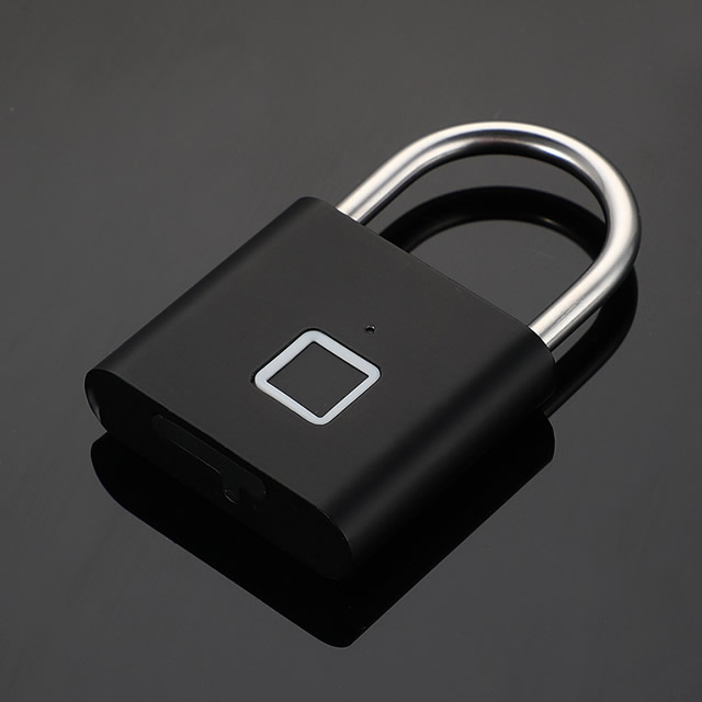 Fingerprint Padlock IP54 Waterproof Smart Lock