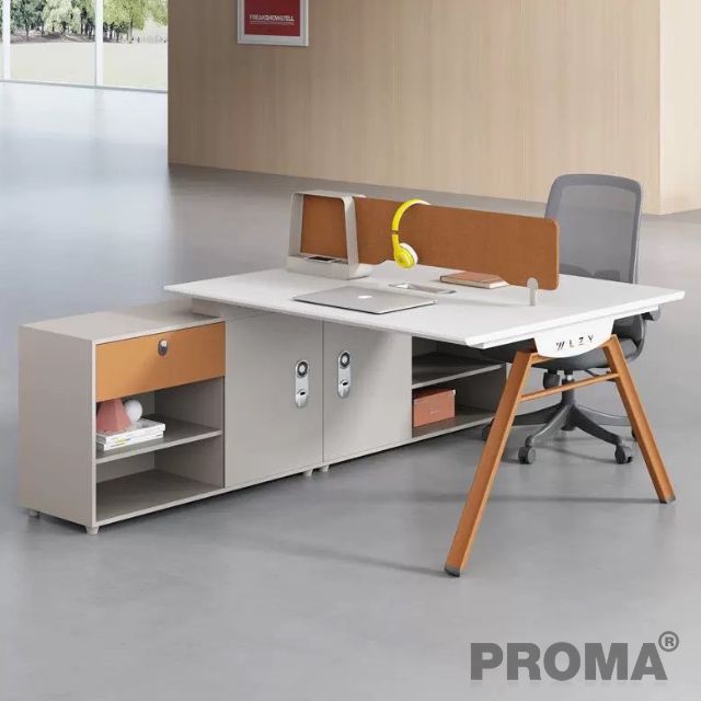 Work desk set for employees Modular work desk